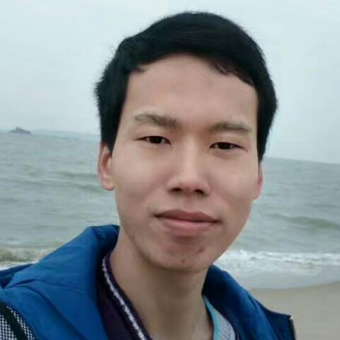 诚信戴缘的照片