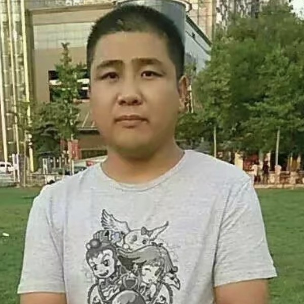 无语漫步玫瑰的照片
