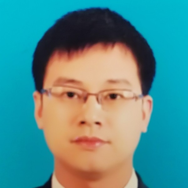 孤独游的鱼的照片