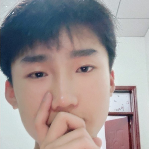 出半边床的照片