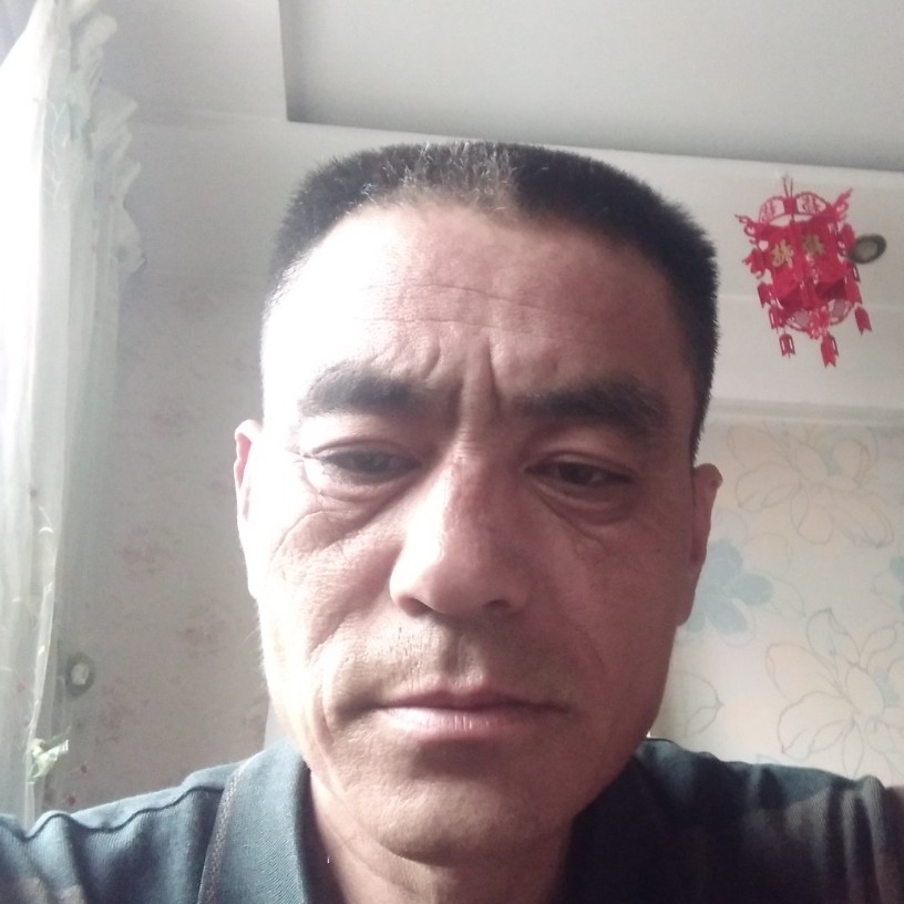 帅哥吃醋迅速的照片
