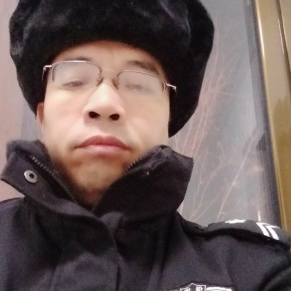 旧颜浅吻缥缈的照片