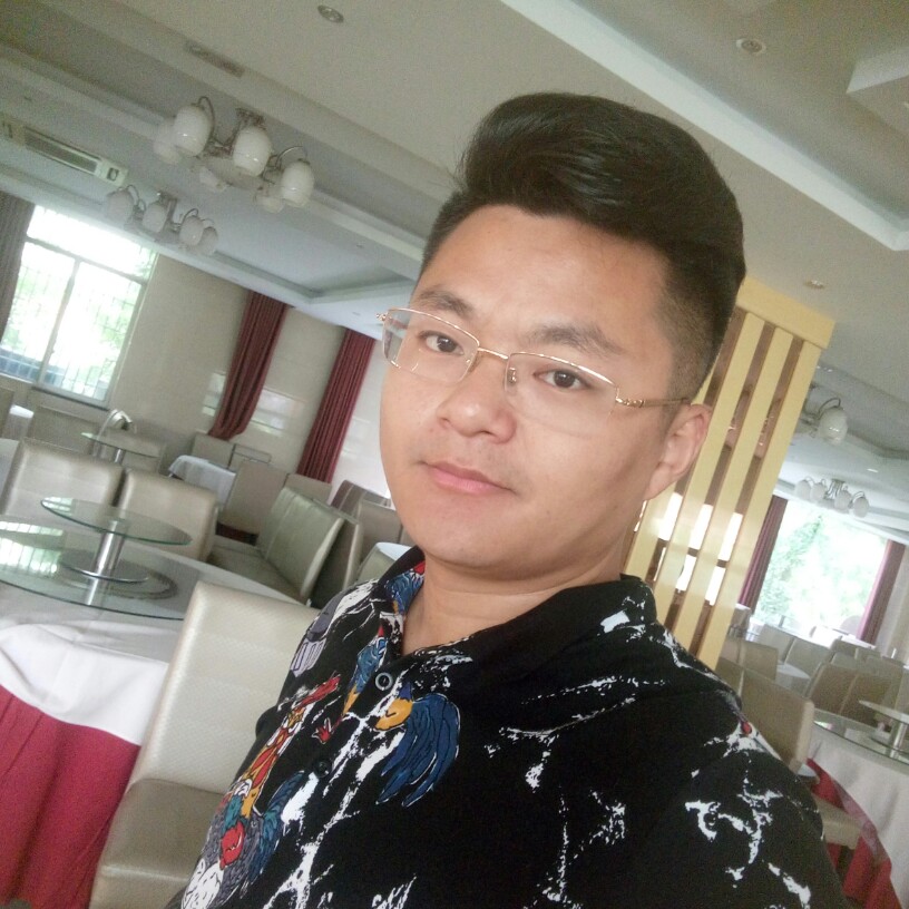 黑米怡然的照片