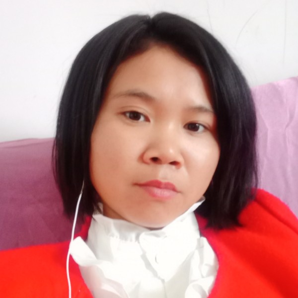 认真苦恋水影的照片