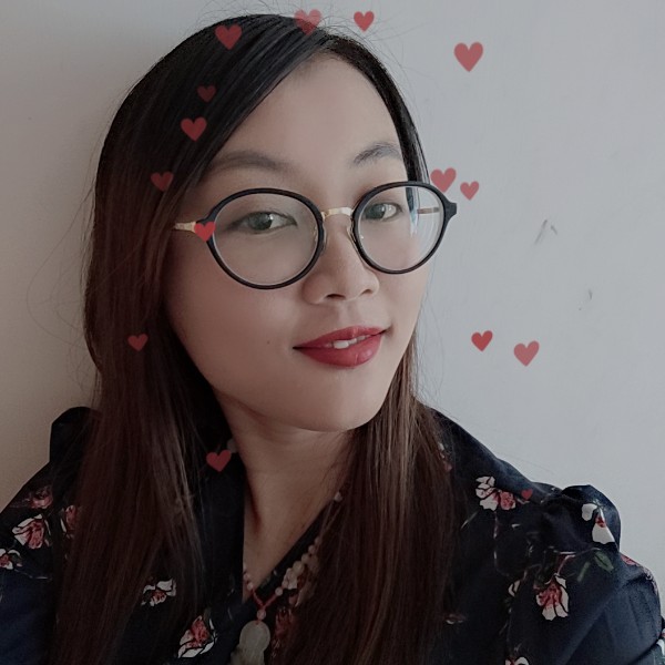 转身后的凉薄的照片