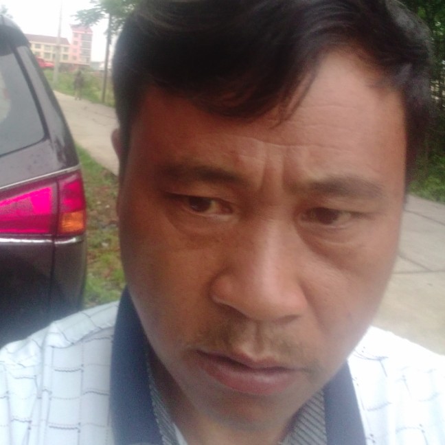 猛男俏雄的照片
