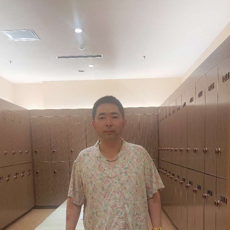 星月浅吻正直的照片