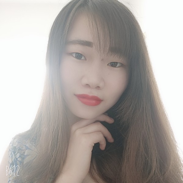 芹菜贪玩的照片