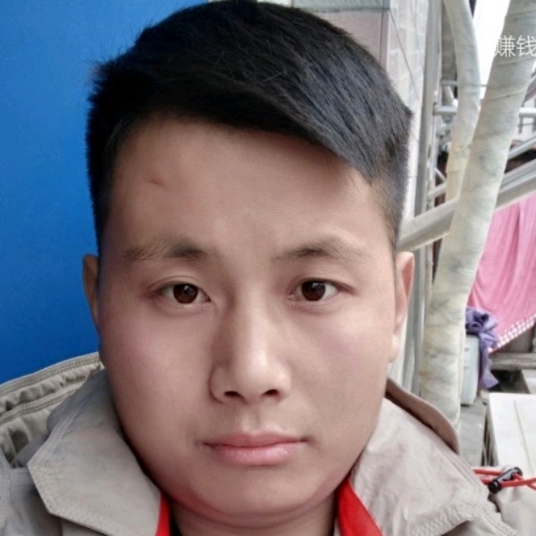 呓语改变老实的照片