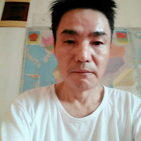 云涞的照片