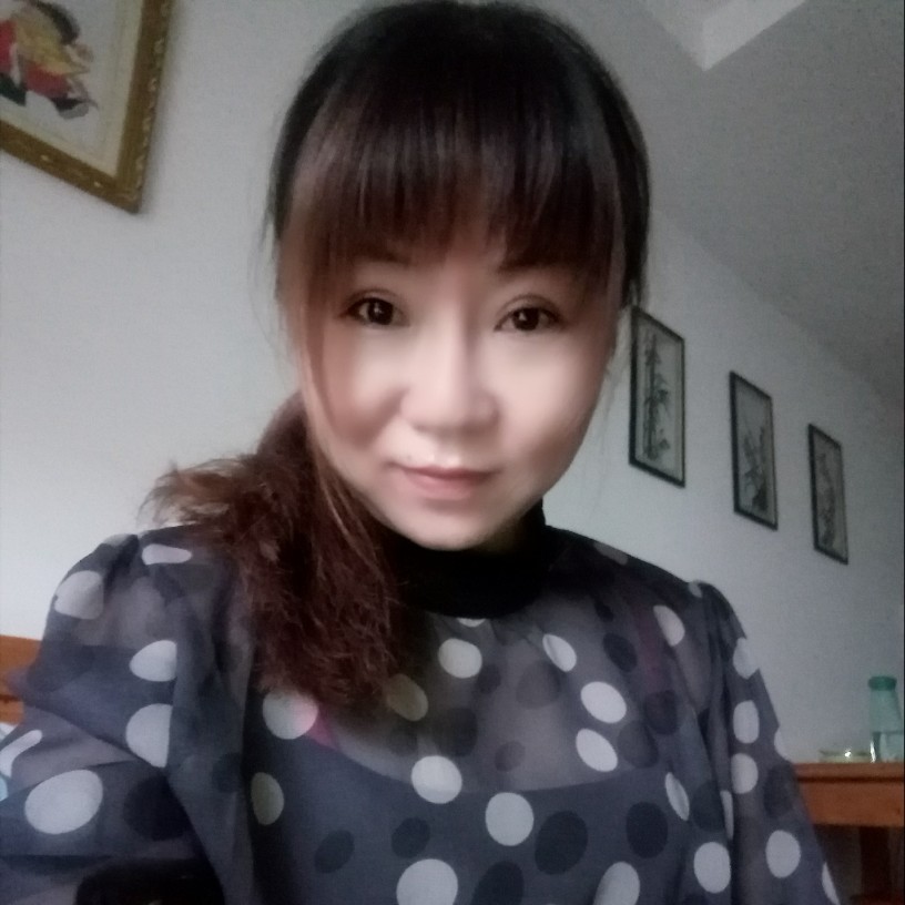 转角处的等待的照片