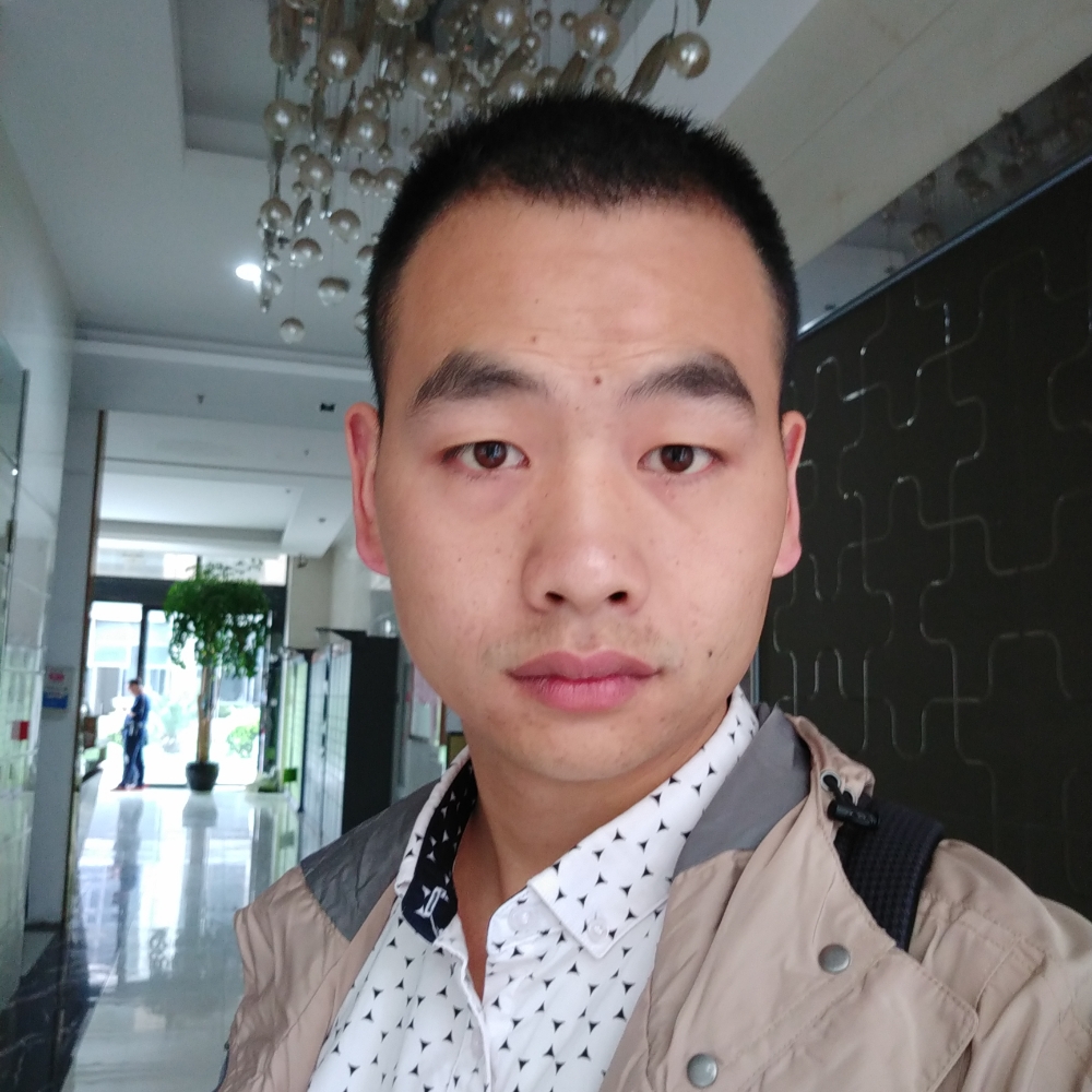 耗子扛刀上街找猫的照片