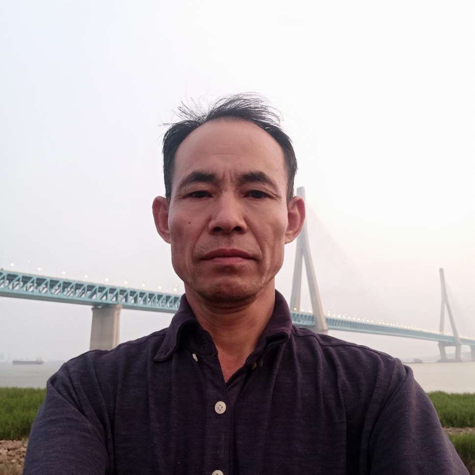 妩媚那金毛的照片