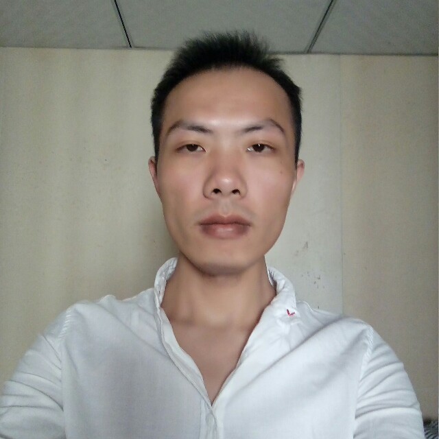 激动吃醋玫瑰的照片