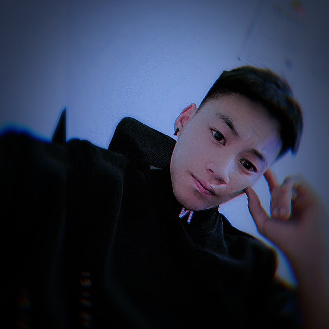 欢呼就浅陌的照片
