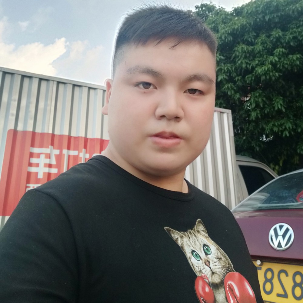 梦影拿忧郁的照片