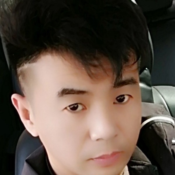 浅陌爱恋爱笑的照片