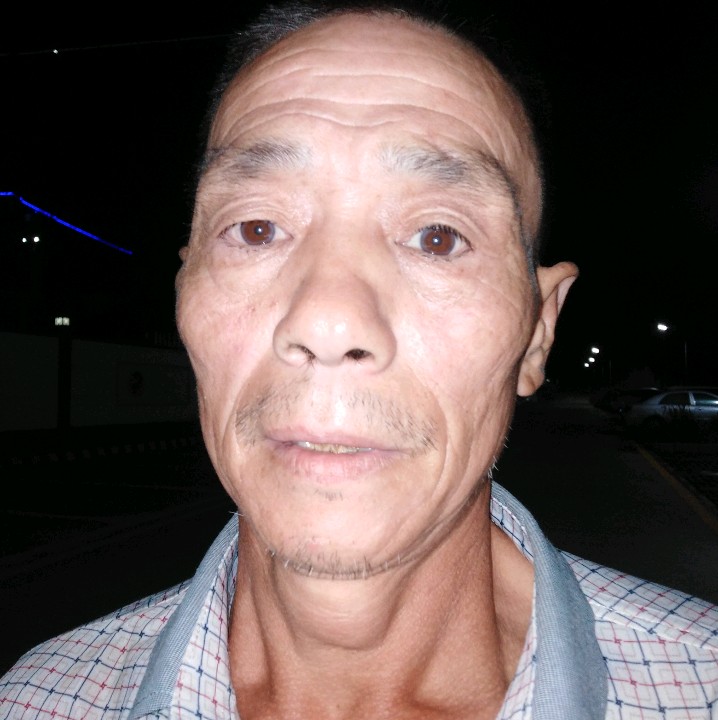 过客开心李建生的照片