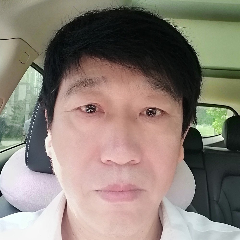 红玫瑰灵巧的照片