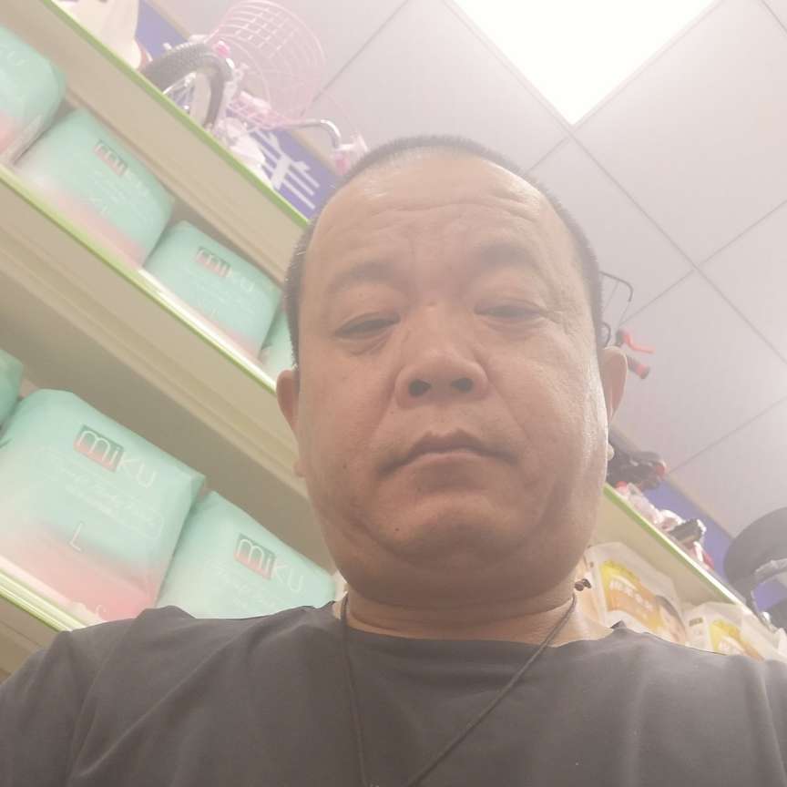 明媚拾忆水蜜桃的照片