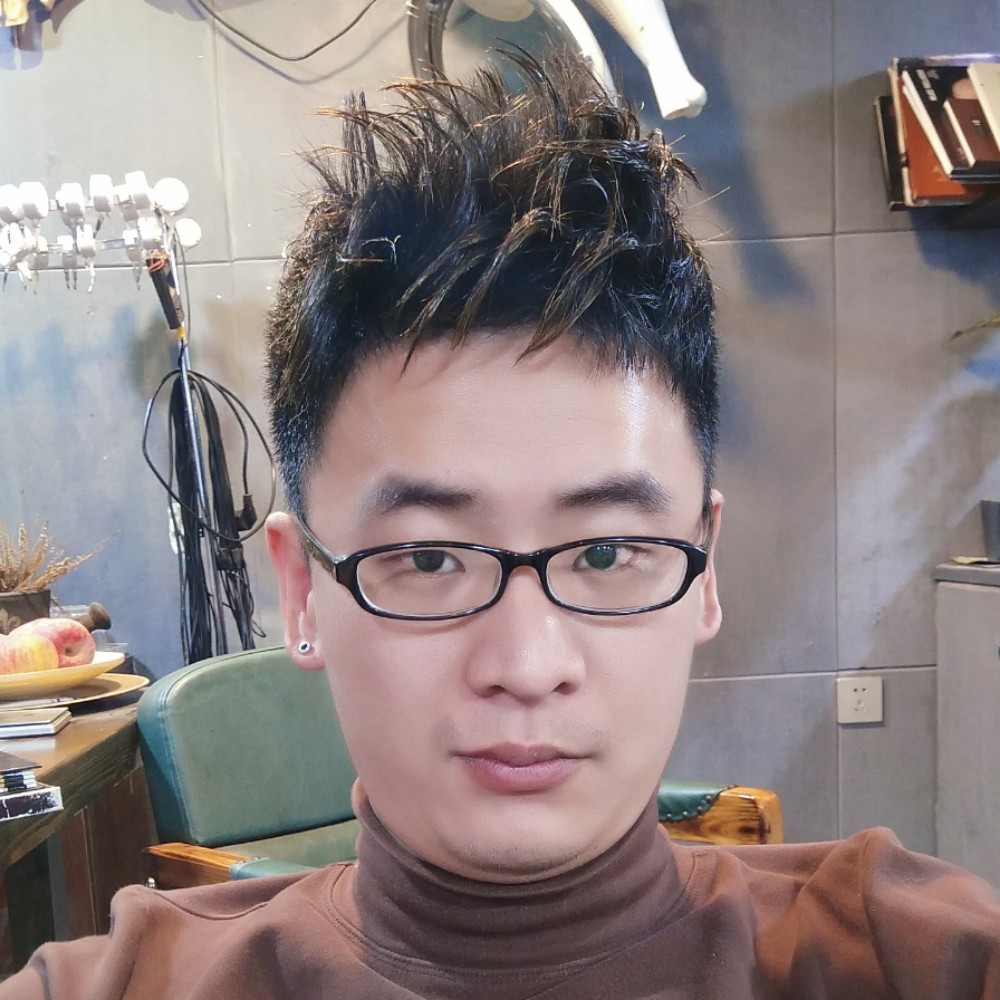 水壶挽手单纯的照片