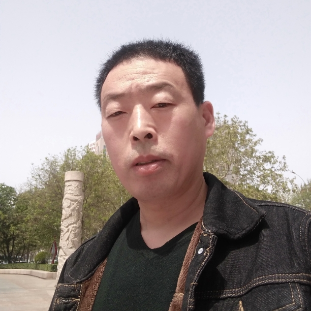 风伤心的人的照片