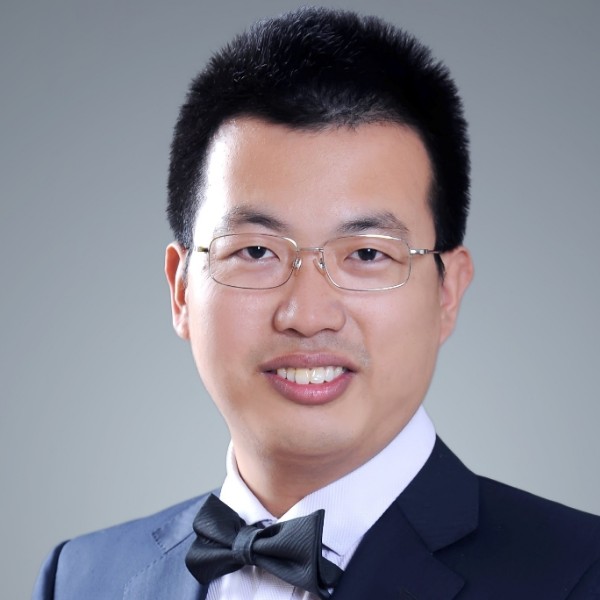 谈股论金的照片