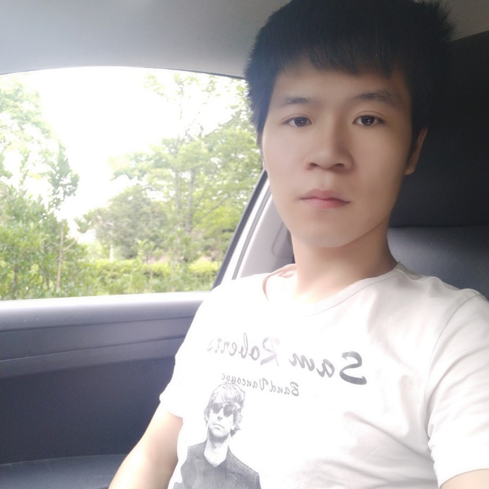 李雲飞的照片