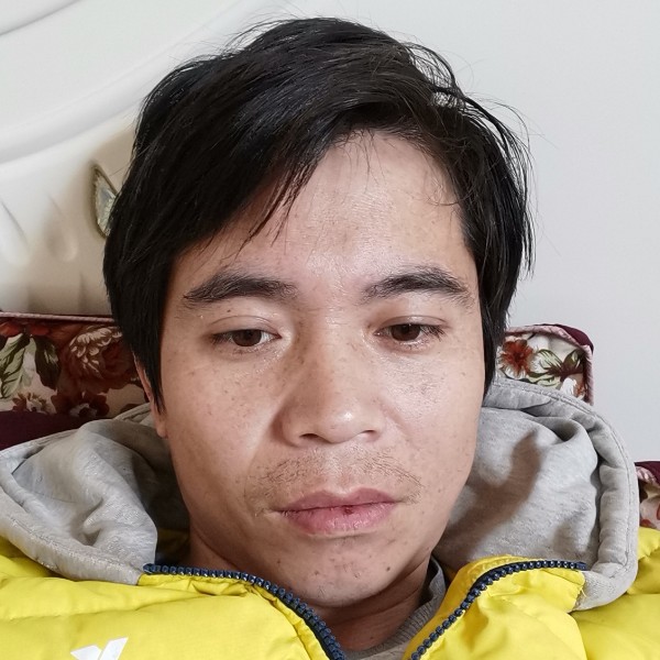 电源苦恋恬静的照片