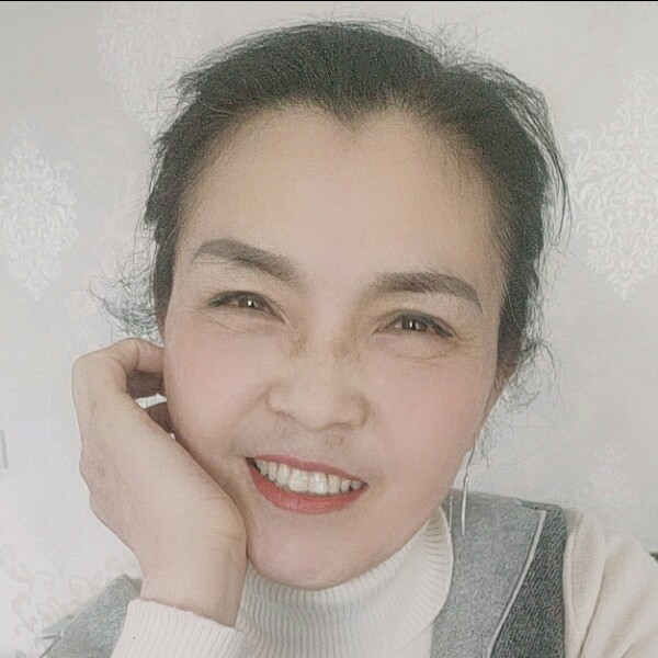 中霞的照片