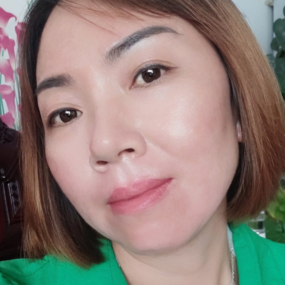 长不大的仙人掌的照片