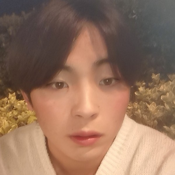 快乐有眼神的照片