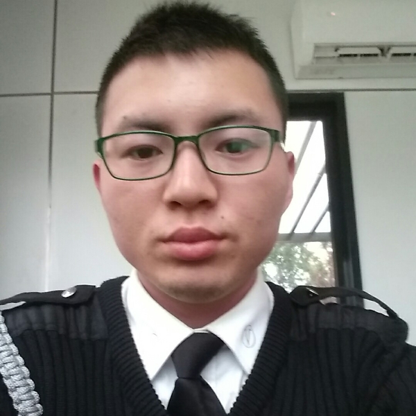 月光唯一的的照片