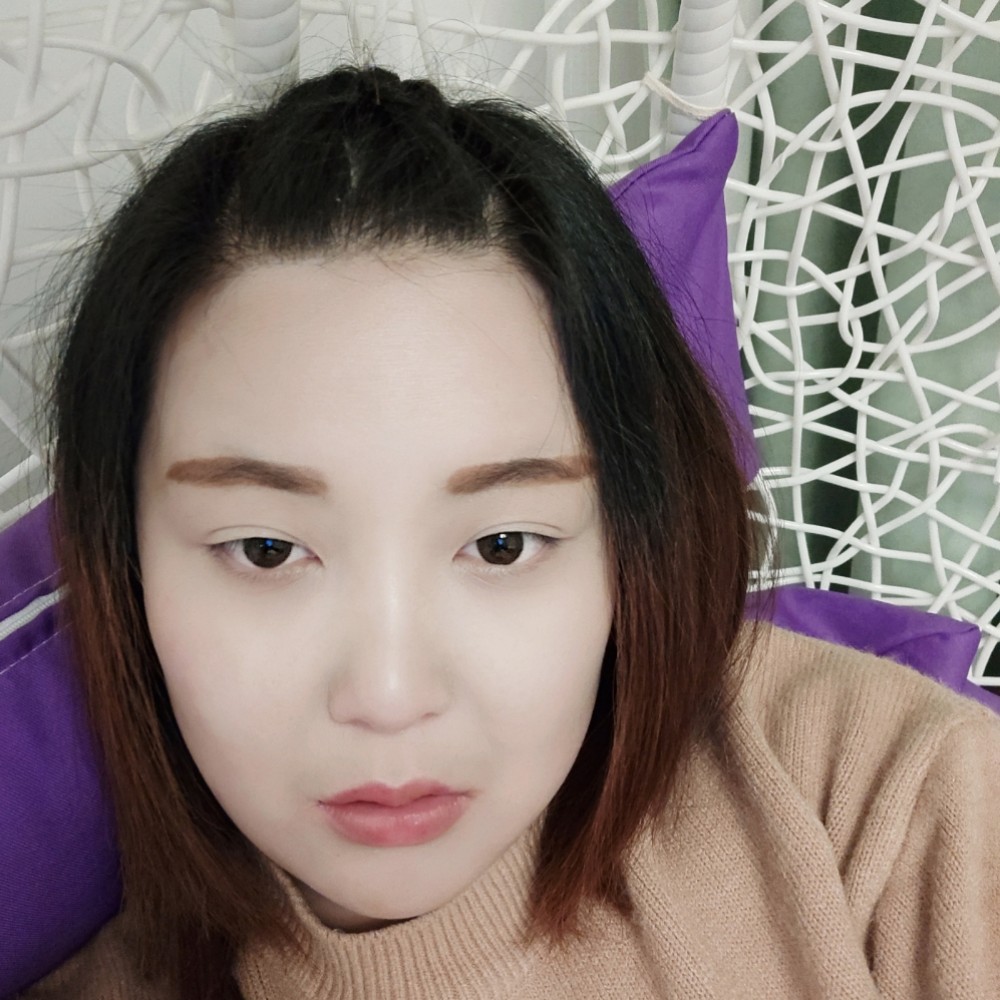 颜梓依的照片