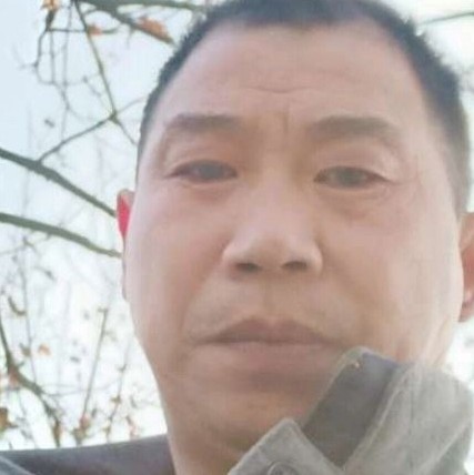 虚拟吃醋香烟的照片
