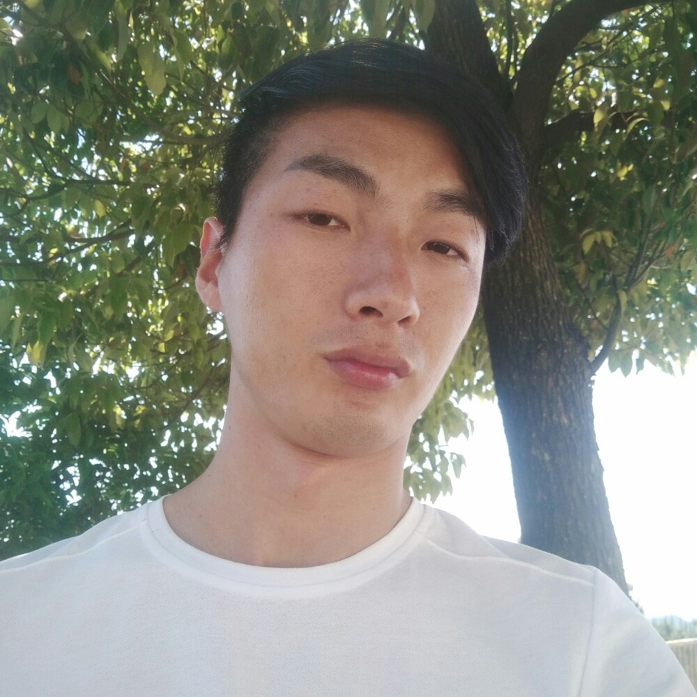 {记忆}。已落單的照片