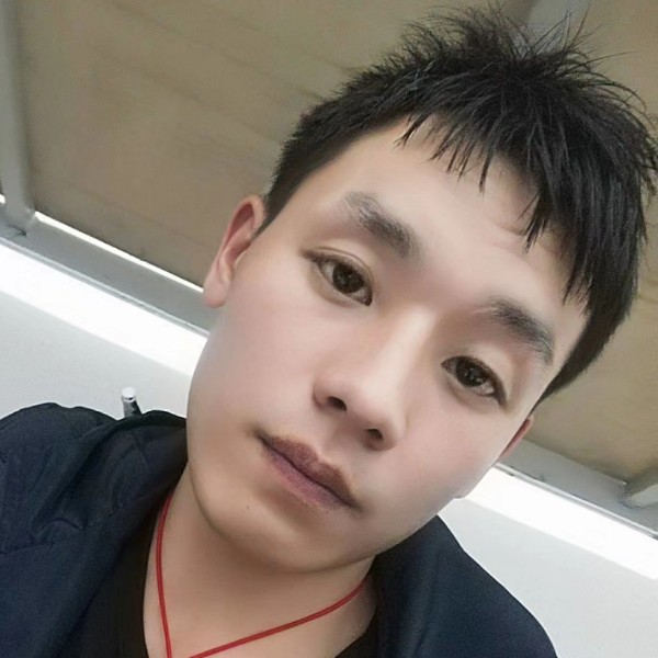 付飞的照片