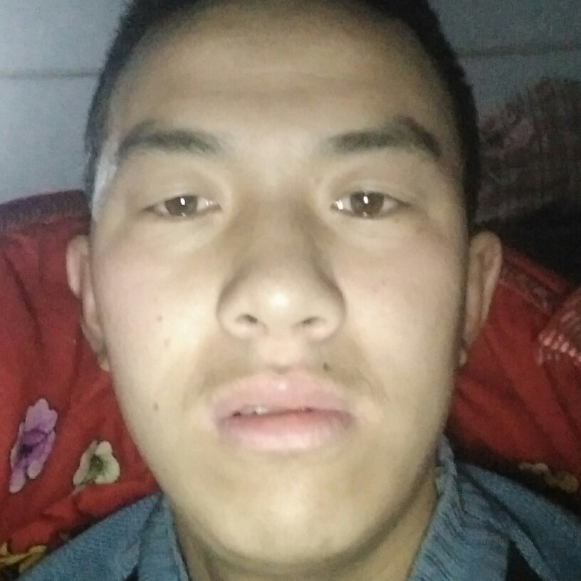 爱听歌冰淇淋的照片