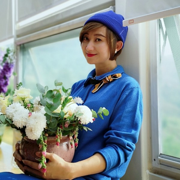 有温度的女子的照片
