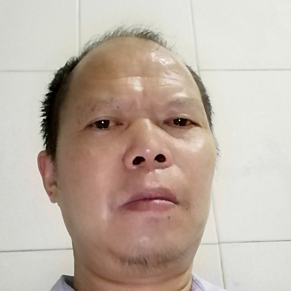 皮带稳重的照片