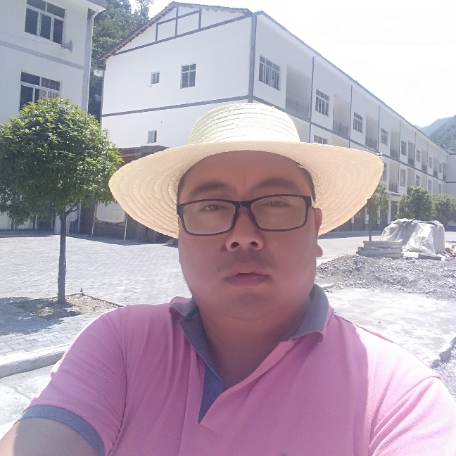 幽默秋月的照片