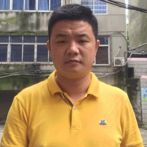 吴主杨的照片