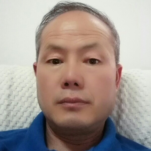 土豪那灯泡的照片