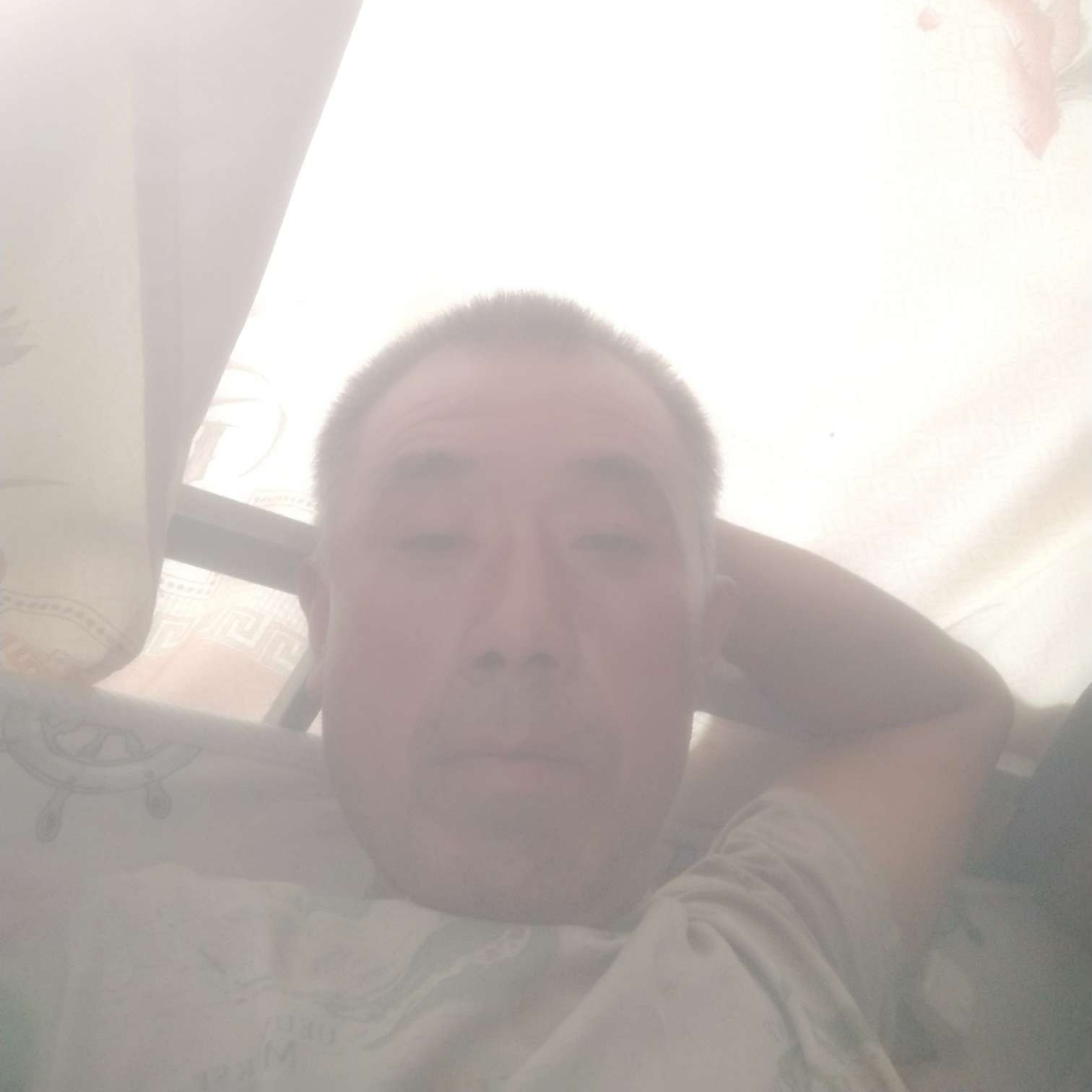 万宝路蹙眉坚强的照片