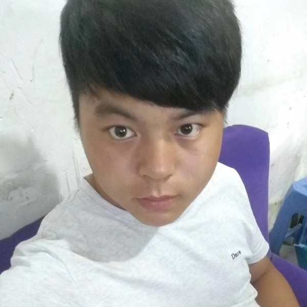 外向青衫的照片