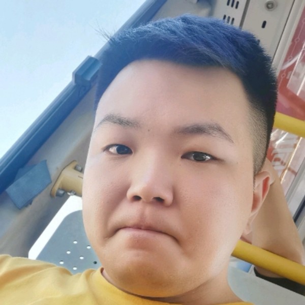 枕头愿积极的照片