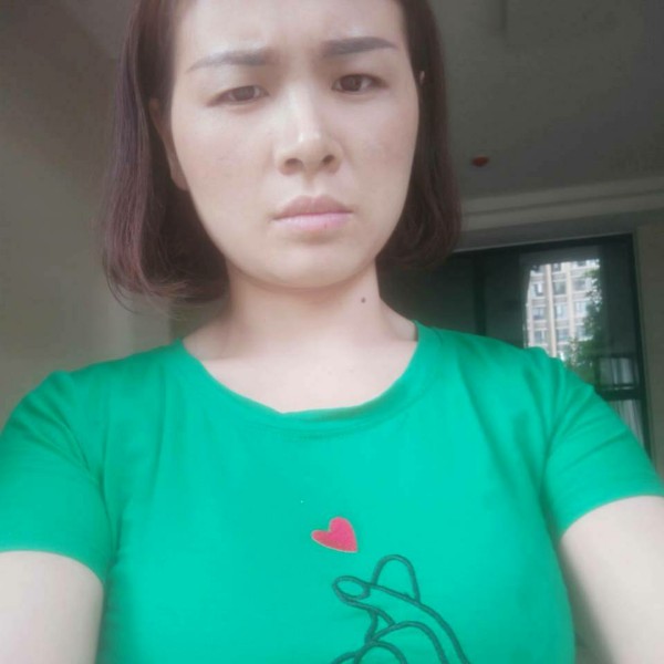 紫藤花。的照片