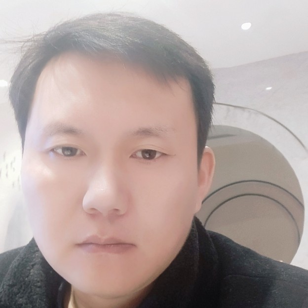自然给红玫瑰的照片