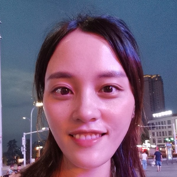 菠萝爱淡然的照片