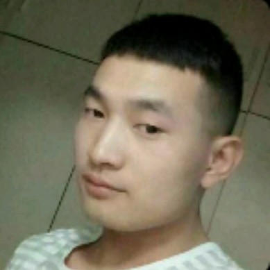 面包浅吻专一的照片
